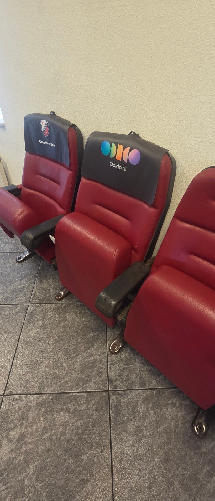 Originele FC Utrecht Business Seats - Zeer Goede Staat, Ophalen, Zo goed als nieuw