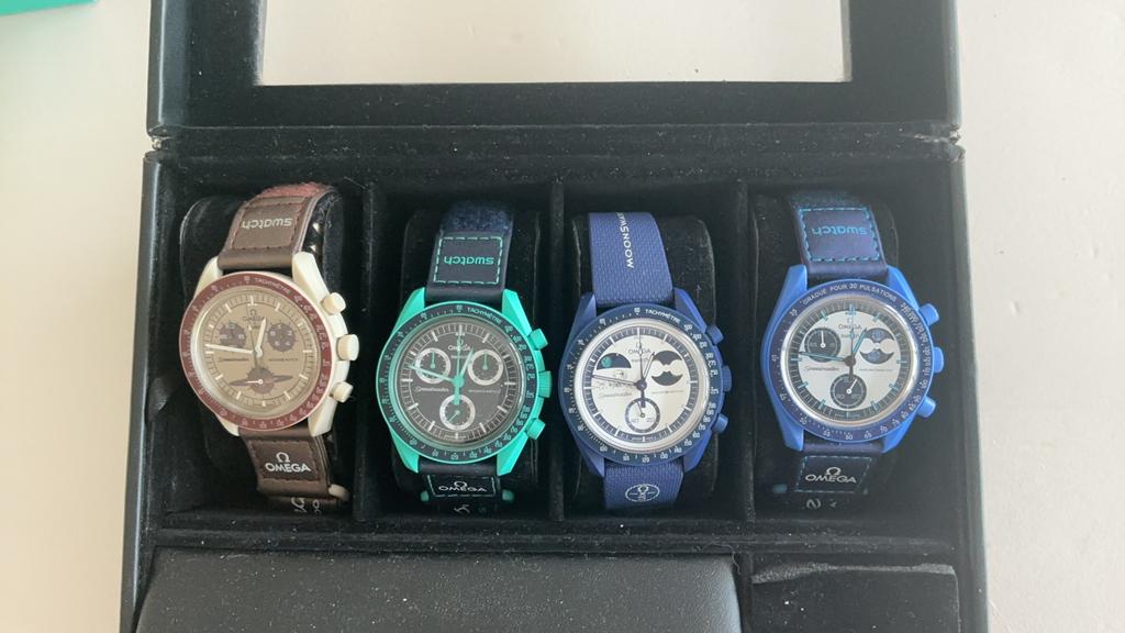 Swatch x Omega, Sieraden, Tassen en Uiterlijk, Kunststof, Polshorloge, Ophalen of Verzenden, Zo goed als nieuw