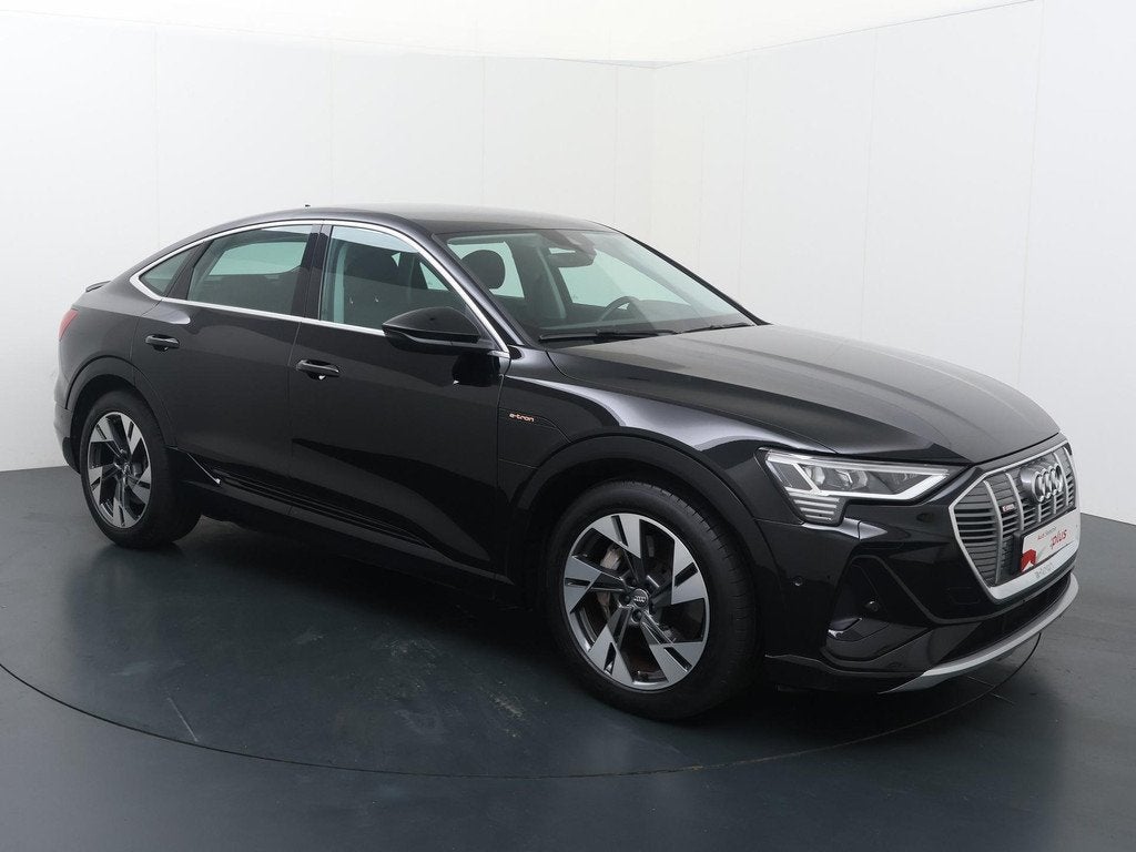 Audi e-tron Sportback 50 quattro edition 71 kWh | 313 PK | S, Auto's, Audi, Stof, 71 kWh, Met garantie (alle), Zwart