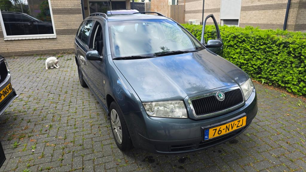 Skoda Fabia 1.4 Combi 55KW 2004 Grijs, Auto's, Skoda, Particulier, Fabia, Airbags, Airconditioning, Boordcomputer, Centrale vergrendeling