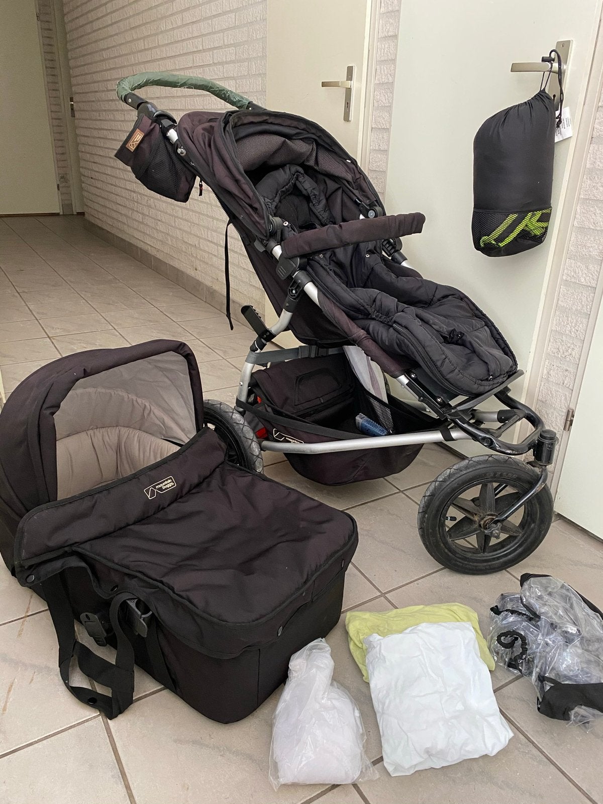 Mountain urban buggy wandelwagen met reiswie en vele extra’s, Ophalen, Overige merken