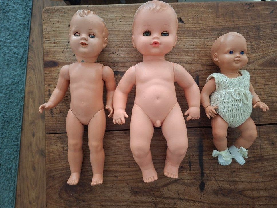 Oude poppen: Schildpadpop en twee plastic poppen, Ophalen, Gebruikt, Pop