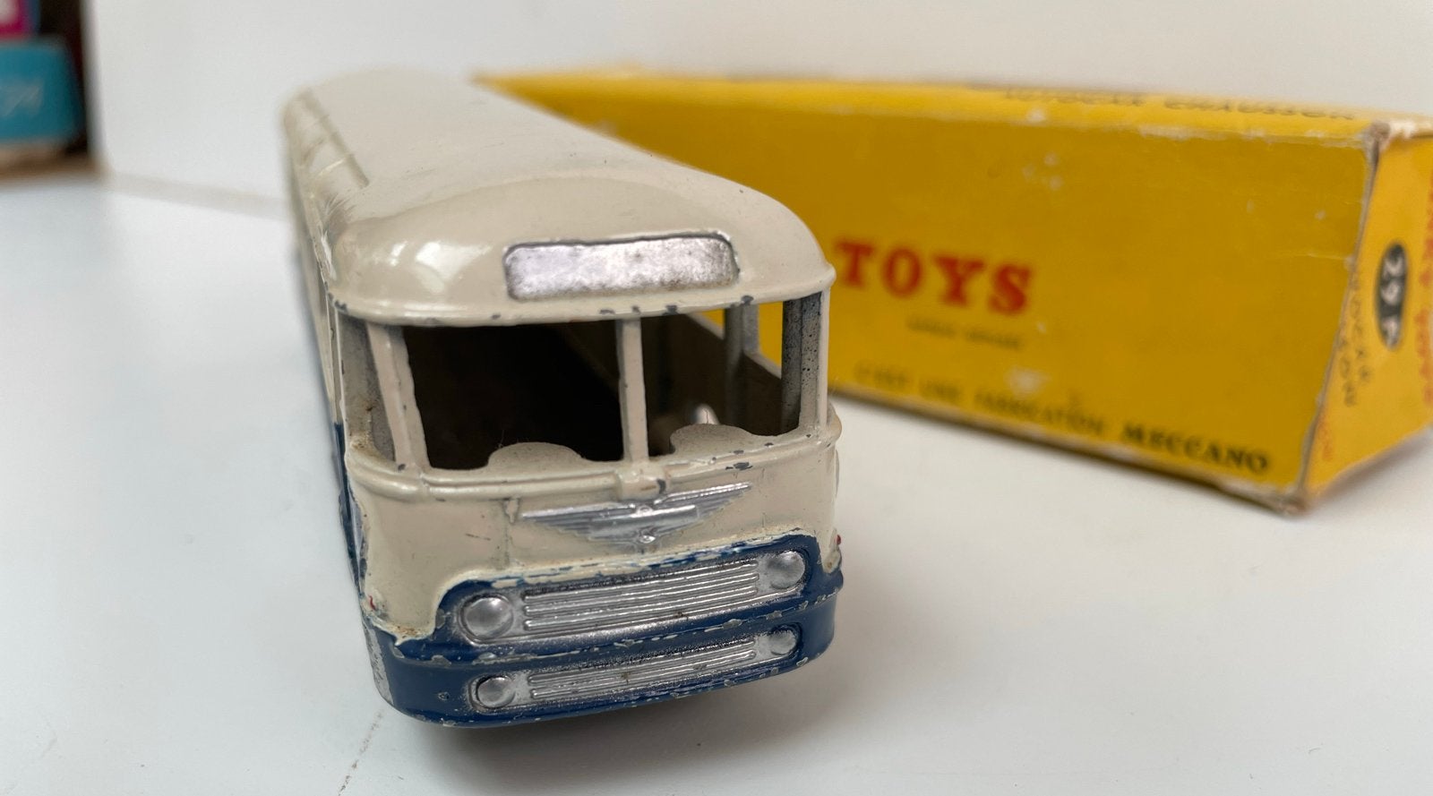 Dinky Toys Autocar Chausson 29F - Vintage Bus met Doos, Ophalen of Verzenden