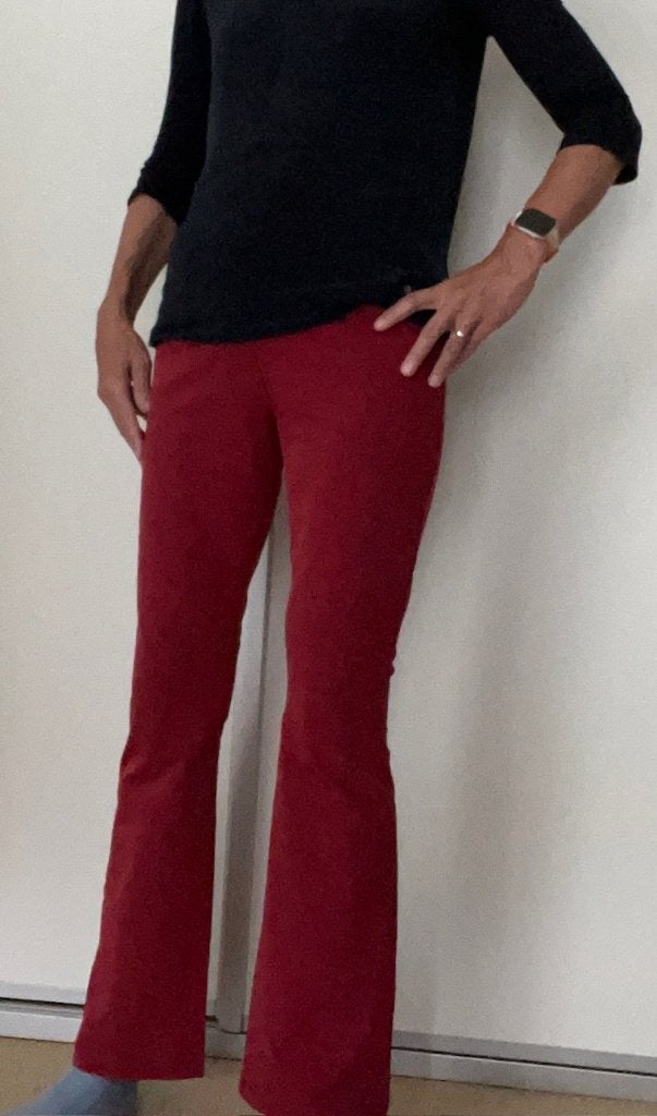 Rode flare broek, Je m' appelle, travel kwaliteit, maat M=38, Maat 38/40 (M), Je m'appelle, Ophalen of Verzenden, Zo goed als nieuw