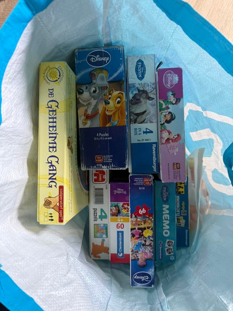Diverse puzzels gratis, Ophalen, Zo goed als nieuw, Overige typen