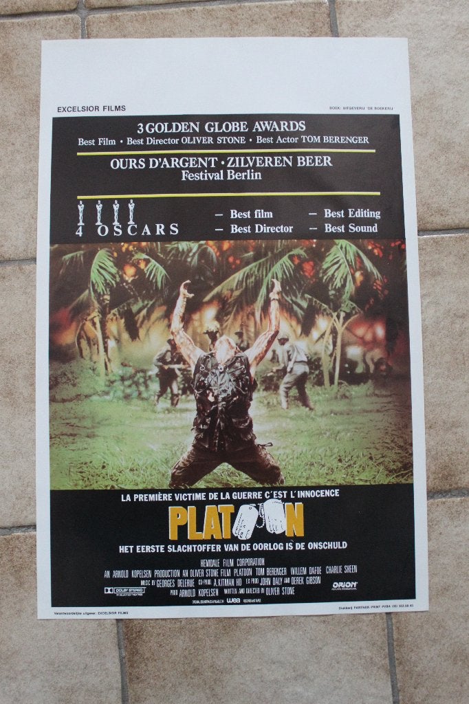 filmaffiche Charlie Sheen Platoon 1986 filmposter, Verzamelen, Rechthoekig Staand, Ophalen of Verzenden, Zo goed als nieuw, A1 t/m A3