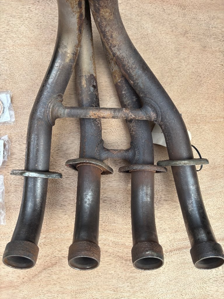Suzuki GSR 600 Uitlaatbocht incl.nieuwe bouten en pakkingen, Motoren, Ophalen, Gebruikt