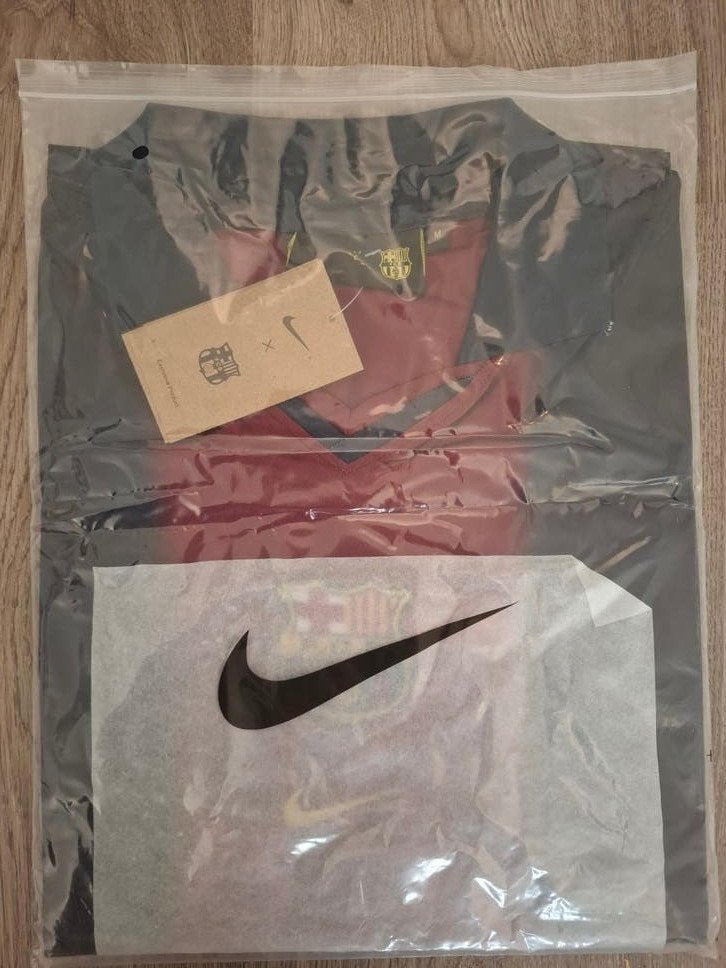 Barcelona x Travis Scott Limited Edition Shirt Maat L, Kleding | Heren, Maat 52/54 (L), Overige kleuren, Nieuw, Ophalen of Verzenden