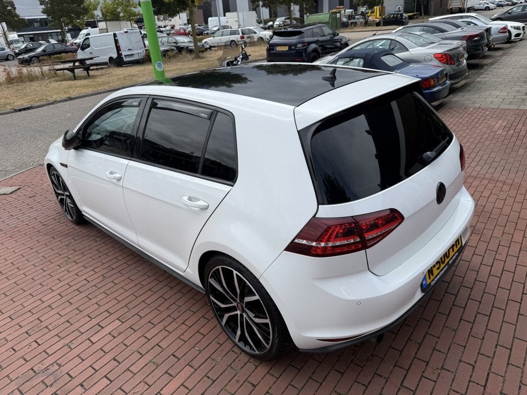 Volkswagen Golf GTI 2.0 TSI GTI Performance leer apple carpl, Auto's, Automatische klimaatregeling, Gebruikt, Euro 6, 4 cilinders