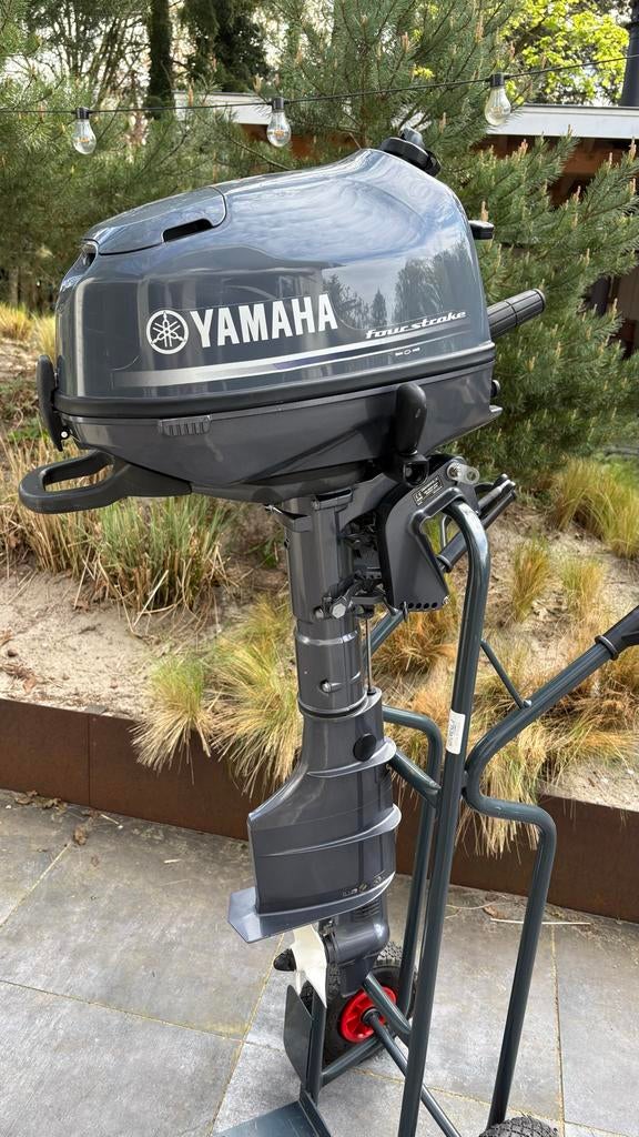 Yamaha buitenboordmotor 5pk 2022, langstaart, 4-takt, Ophalen, 5 tot 10 pk, Viertaktmotor, Zo goed als nieuw