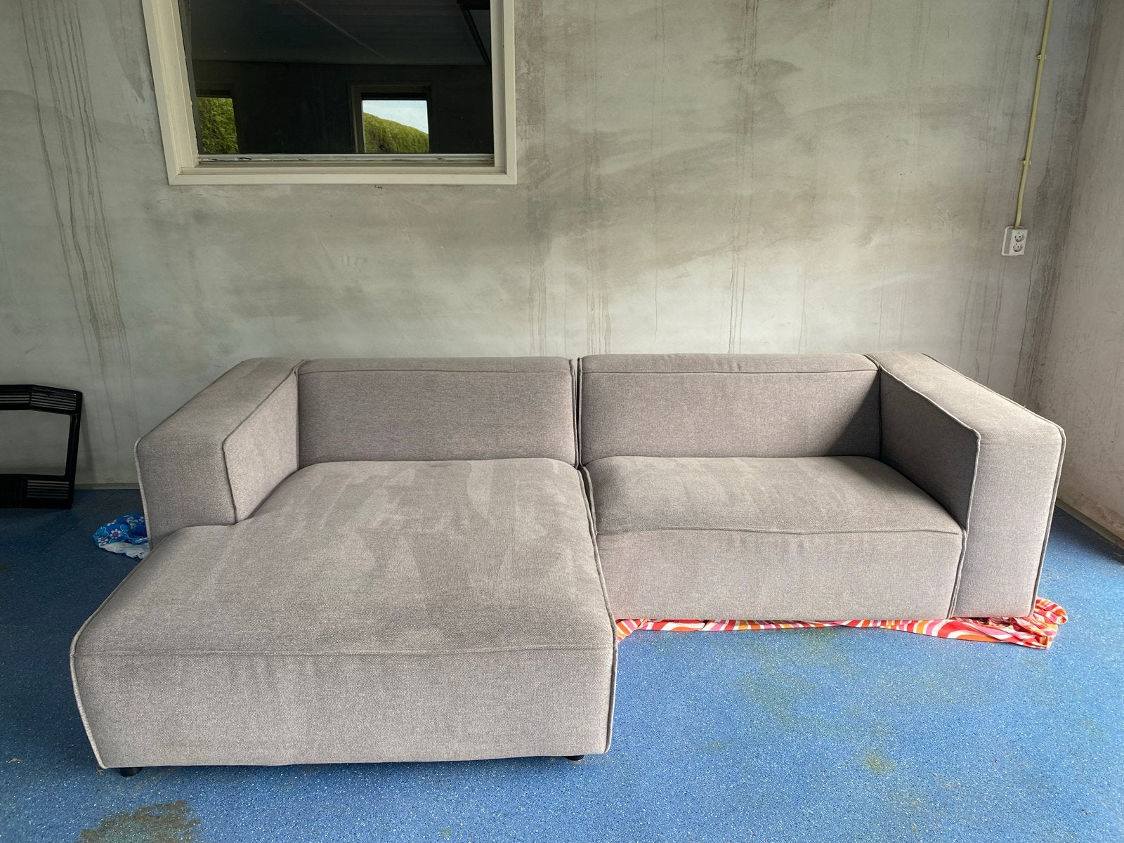 Comfortabele Chaise Longue - Grijs Stof, Ophalen, Gebruikt, 125 tot 150 cm, Tweepersoons