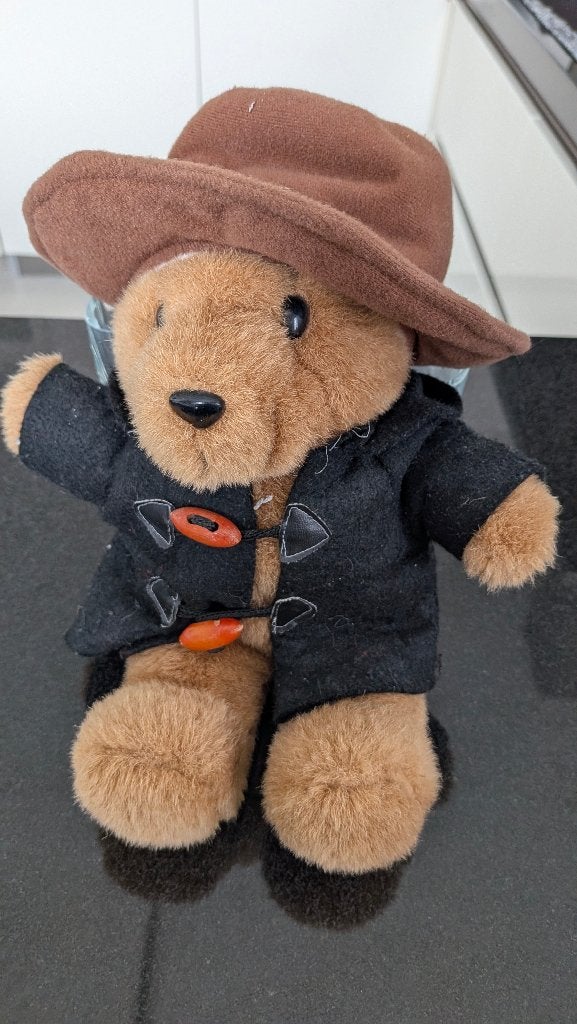 Paddington Beer, Verzamelen, Beren en Cherished Teddies, Ophalen of Verzenden, Gebruikt, Stoffen beer, Overige merken