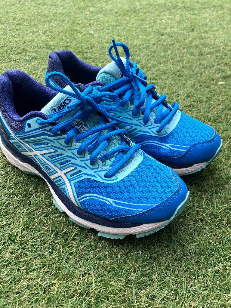 ASICS GT-2000 hardloopschoenen maat 38 – zo goed als nieuw, Ophalen, Hardloopschoenen, Zo goed als nieuw, Hardlopen