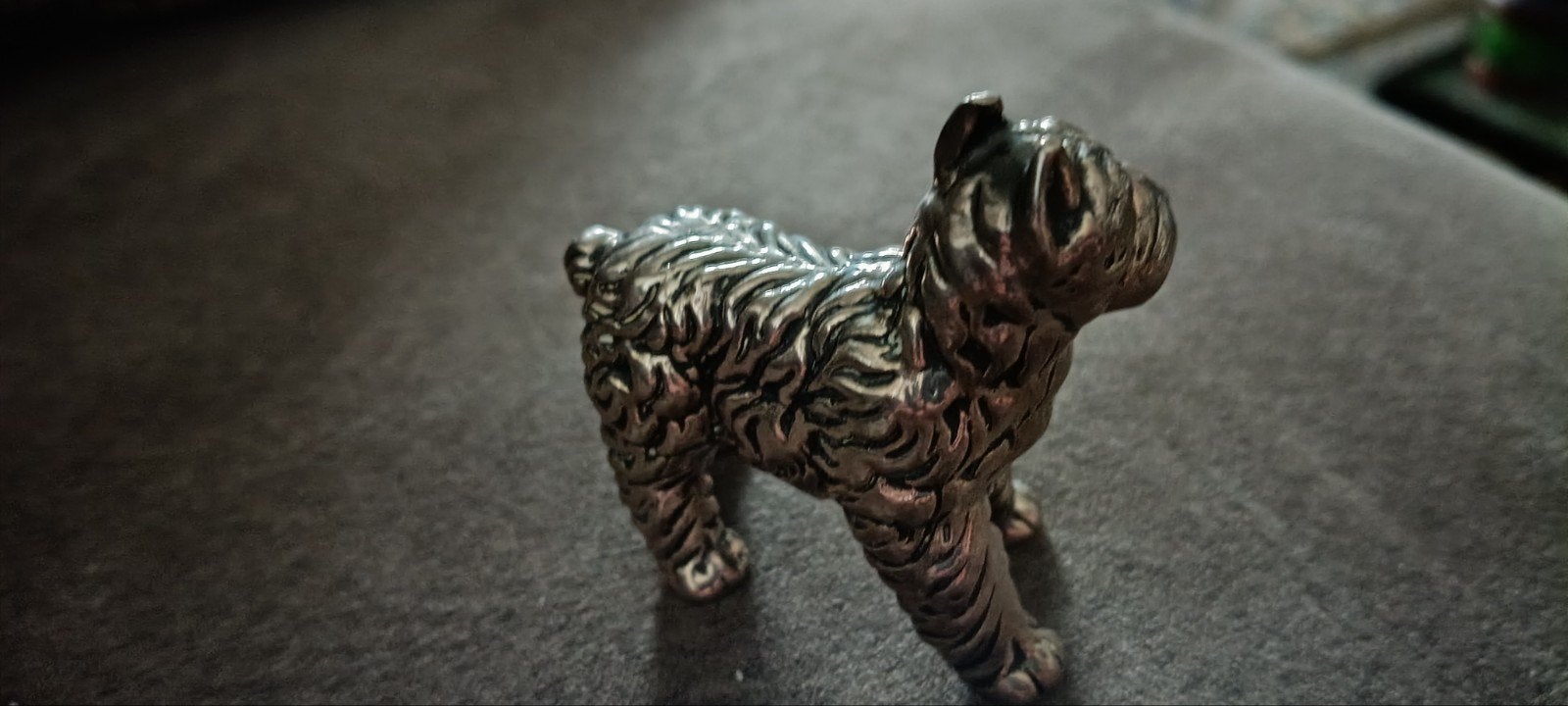Zilveren miniatuur van een hond - 925 zilver, Ophalen of Verzenden