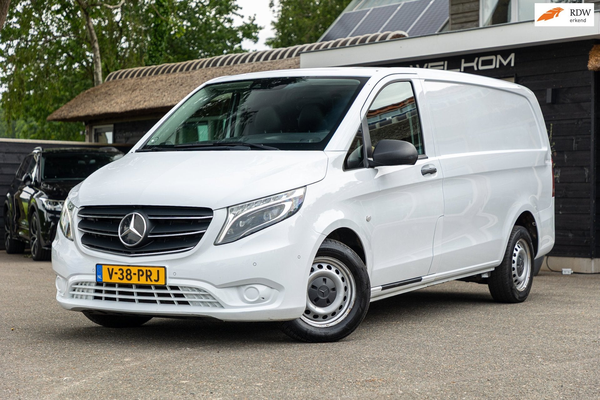 Mercedes-Benz VITO 114 CDI Lang Automaat I Led I PDC V+A I A, Auto's, Automaat, Gebruikt, 4 cilinders, 2500 kg