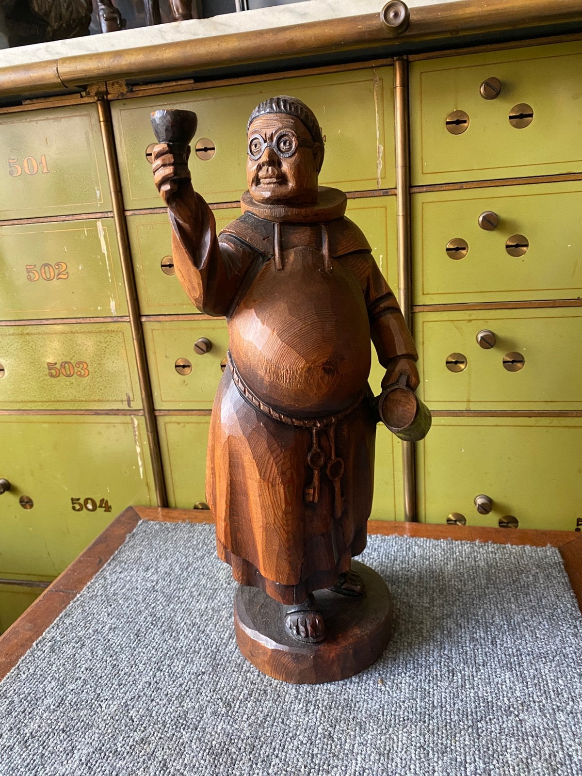 Oude houten monnik, Antiek en Kunst, Ophalen, Houtsnijwerk, Handgemaakt, 20 - 50 cm