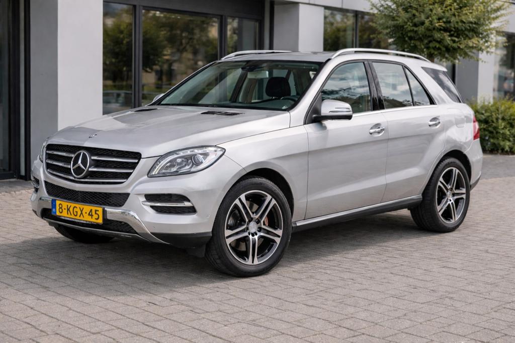 Mercedes-Benz M-Klasse Ml350 4MATIC 2013 BENZINE !, Automaat, 3000 kg, Vierwielaandrijving, Particulier
