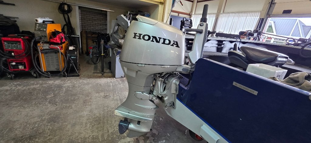 Honda Buitenboordmotor, Ophalen, Zo goed als nieuw, Viertaktmotor, 30 pk of meer