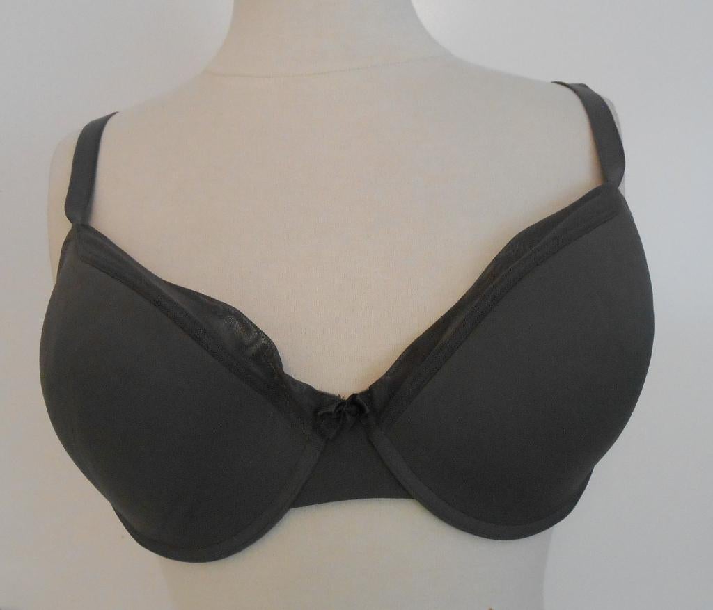 Bonprix voorgevormde beugelbh grijs mt 95C, Bonprix, Ophalen of Verzenden, Grijs, BH
