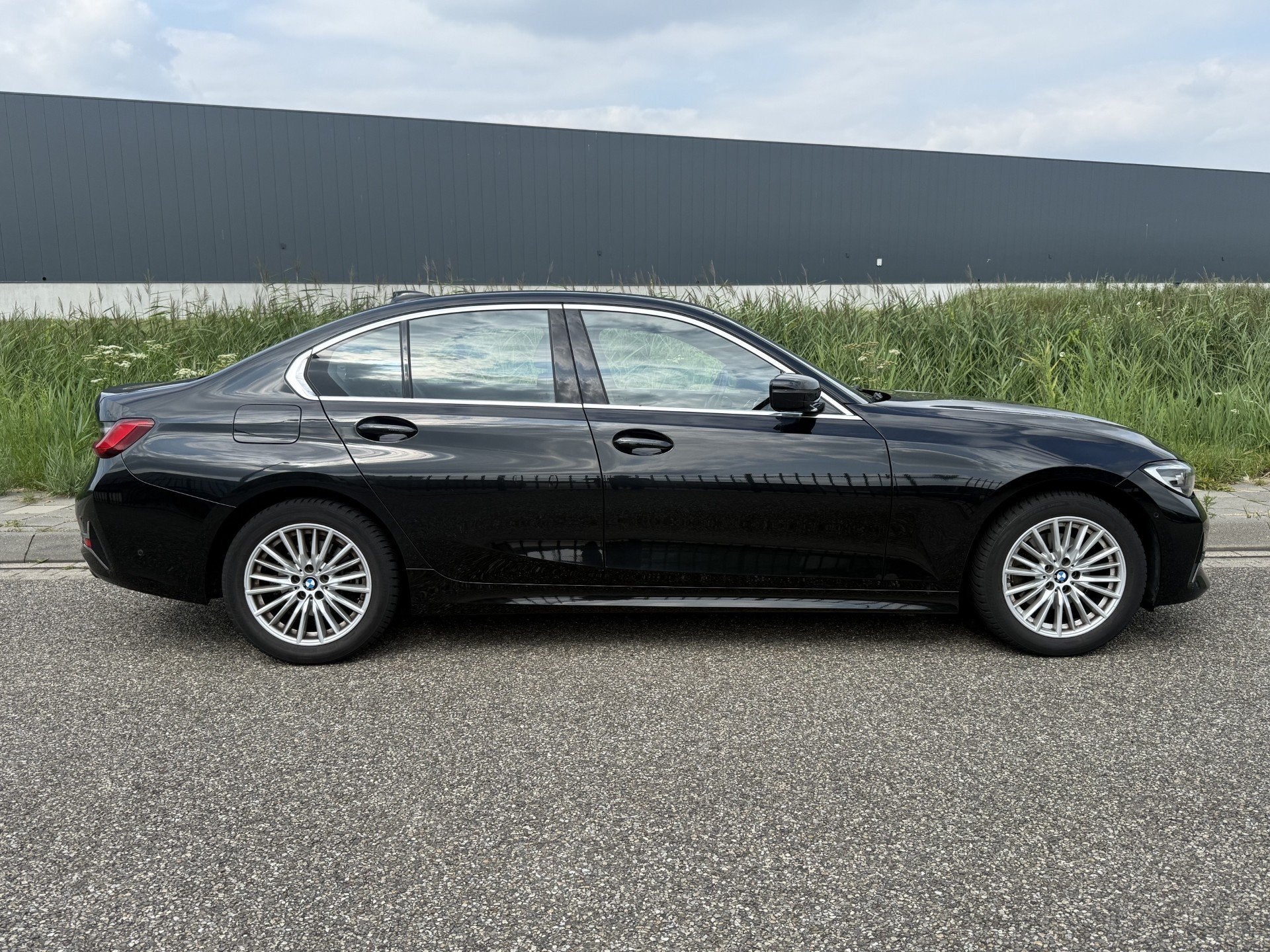 BMW 3-serie 320i Executive Edition Automaat / Leder / Sports, Auto's, Automaat, 1998 cc, Achterwielaandrijving, Gebruikt