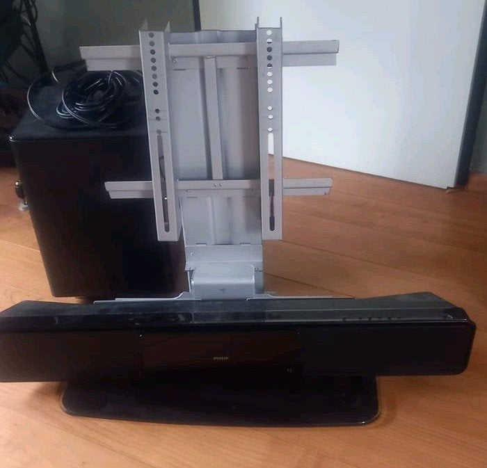 Philips HTS-6120 soundbar  met subwoofer in tv standaard, Ophalen, Philips, Gebruikt, 50 Hz