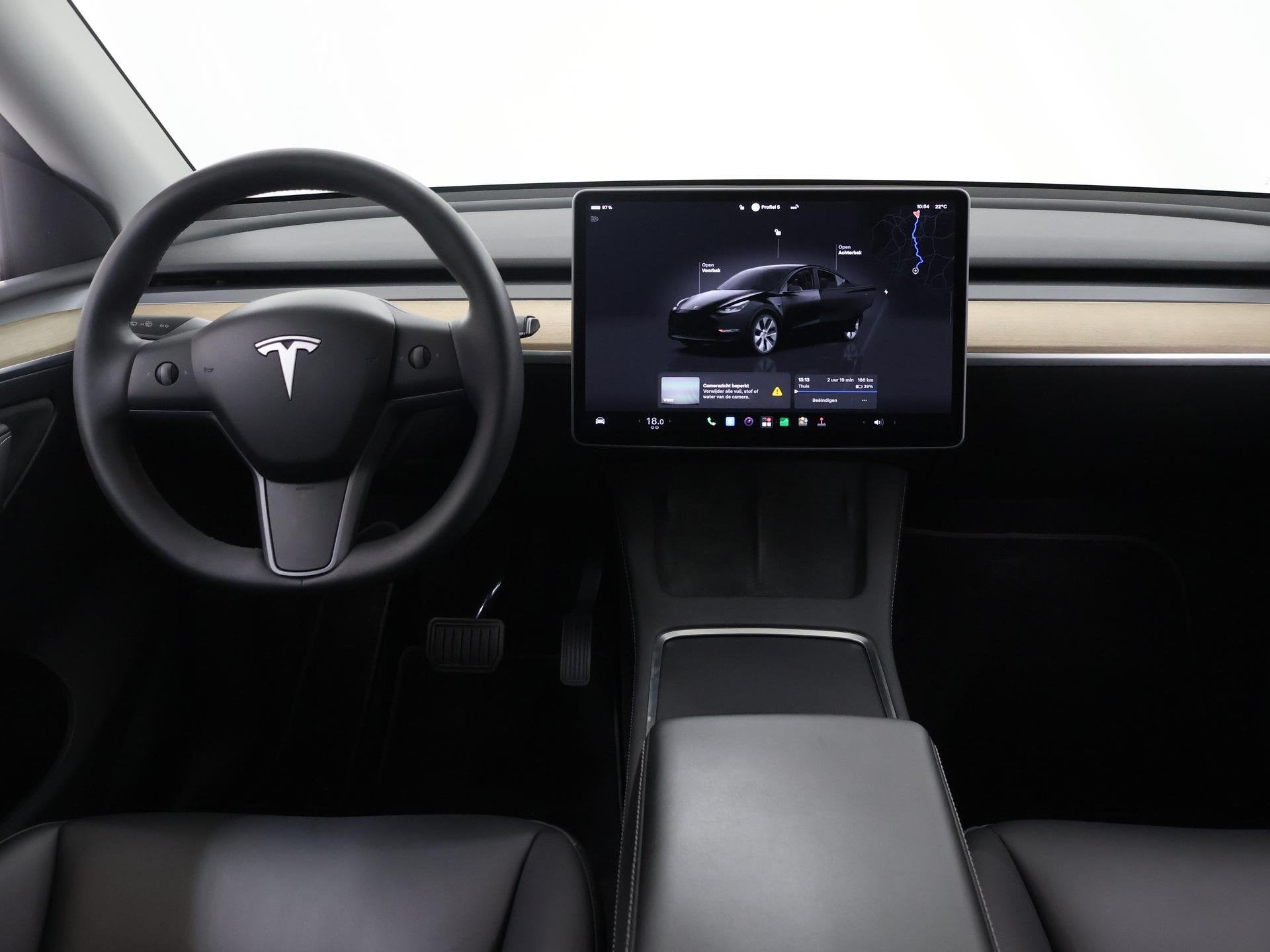 Foto 8 van Tesla Model Y RWD 58 kWh | Panoramadak | 360° Camera | Stoe