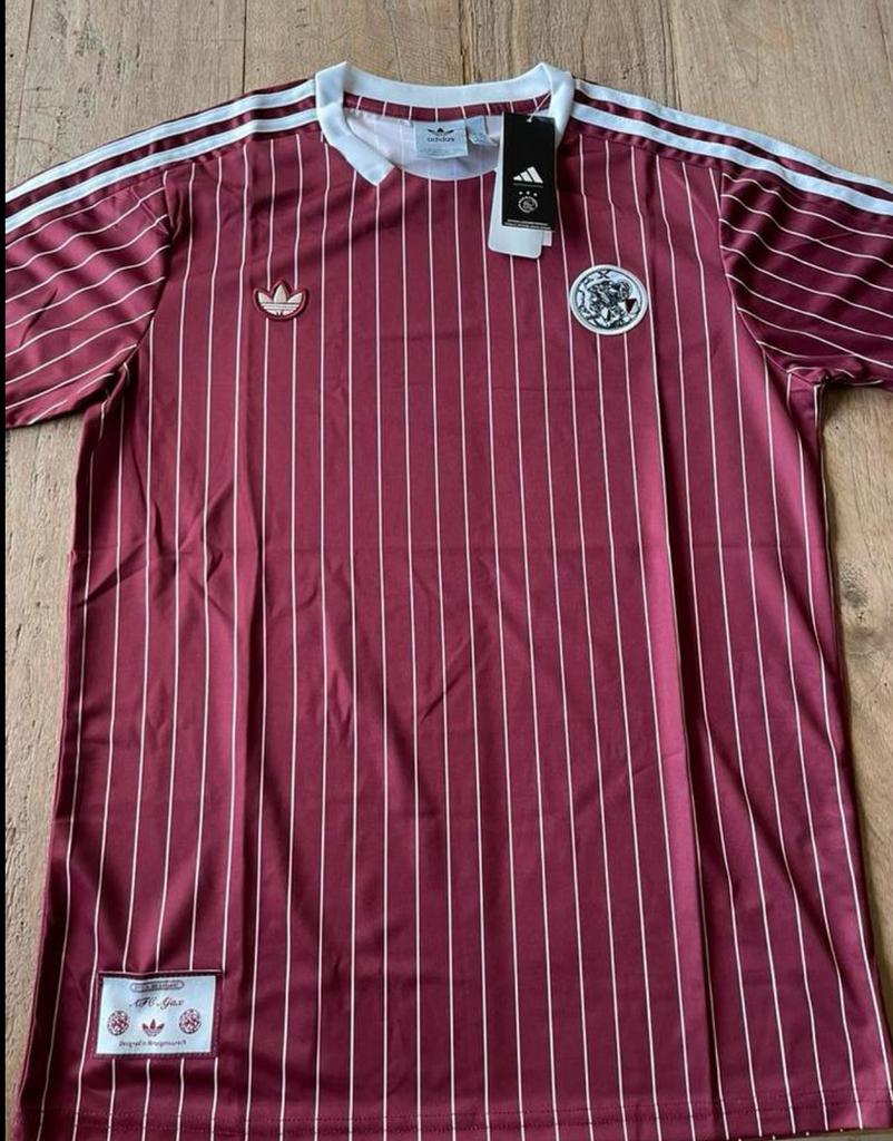 Ajax terrace icon shirt, Sport en Fitness, Voetbal, Maat M, Ophalen of Verzenden, Nieuw, Shirt