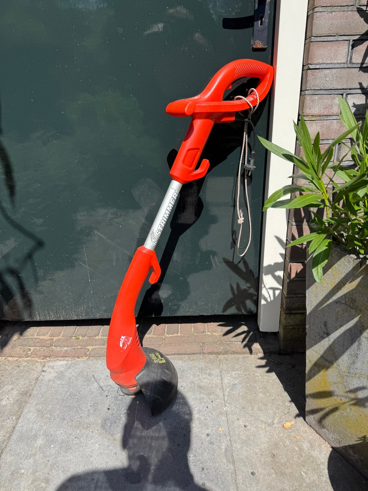 Black & Decker GL280 Grastrimmer - 280W, 25cm maaibreedte, Tuin en Terras, Grastrimmers, Ophalen of Verzenden, Gebruikt, 10 tot 30 cm