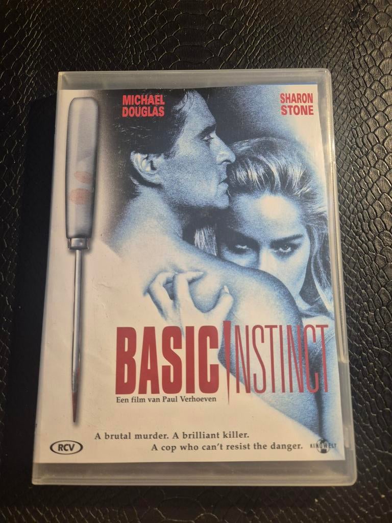 Basic instinct, Ophalen of Verzenden, Zo goed als nieuw, Actiethriller