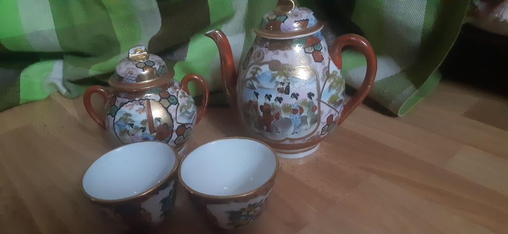 Japans Satsuma Theepot, suikerpotje, kommetjes, Antiek en Kunst, Antiek | Porselein, Ophalen of Verzenden