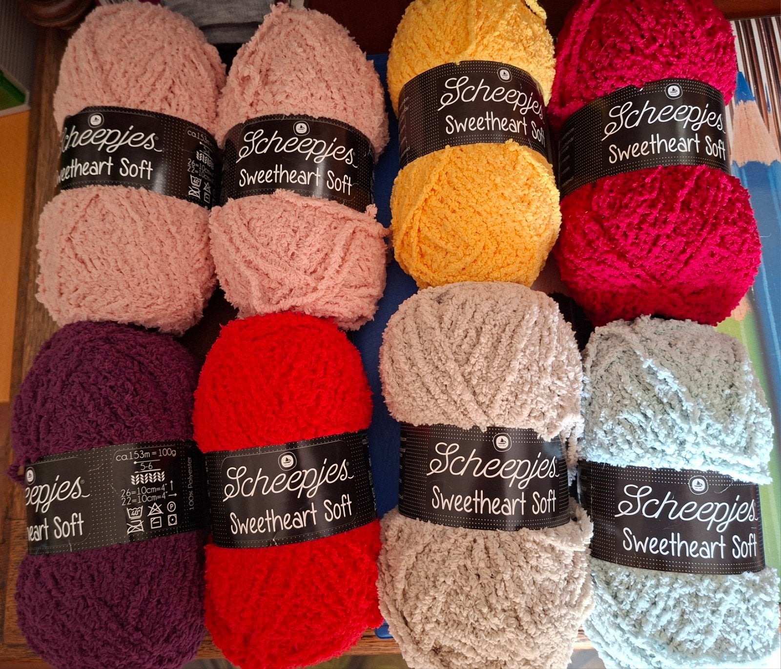 8 bollen Scheepjes sweetheart soft 100 gr, Breien of Haken, Nieuw, Ophalen of Verzenden, Scheepjes