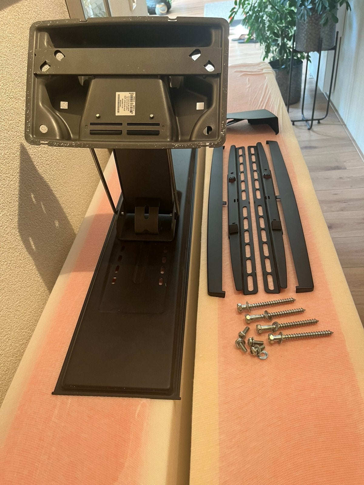Vogel's EFW 8325 Wall mount Motion L, Audio, Tv en Foto, Televisiebeugels, Gebruikt, Ophalen
