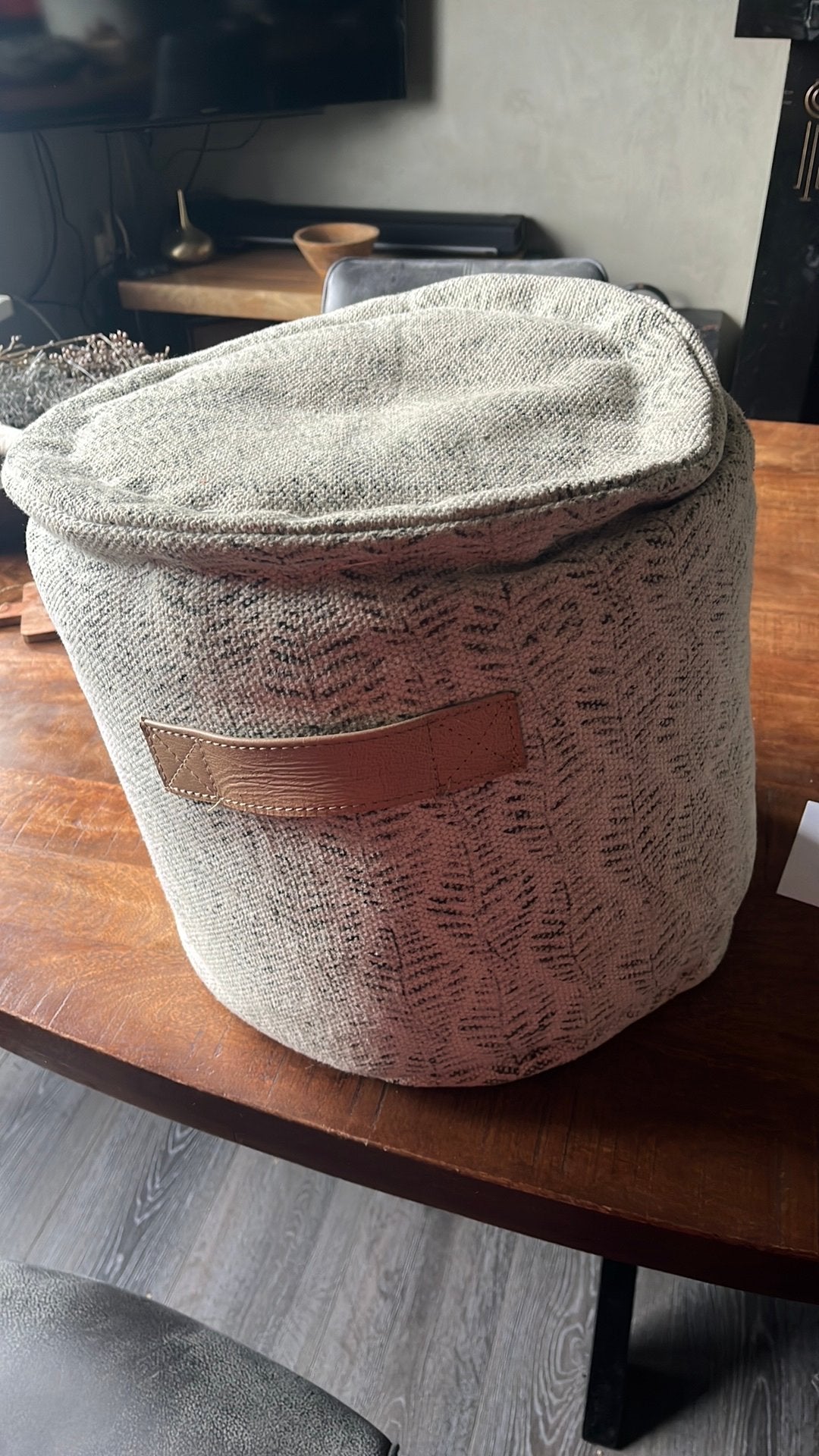 Poef van riviera maison, Ophalen, Minder dan 50 cm, Gebruikt, Rond