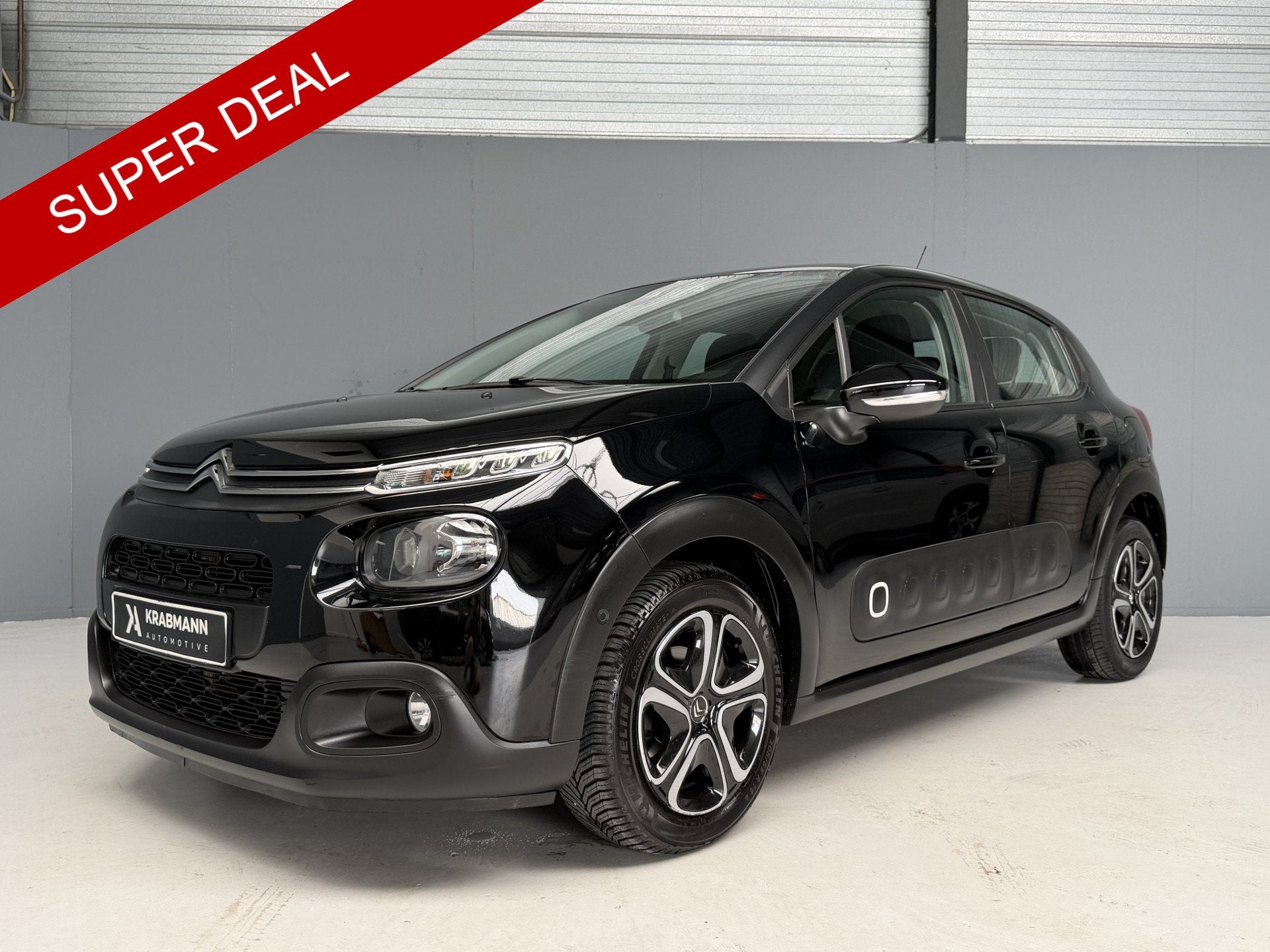 Citroën C3 1.2 PureTech S&S Shine Automaat|GARANTIE|Carplay, Auto's, 1199 cc, Met garantie (alle), 450 kg, Zwart