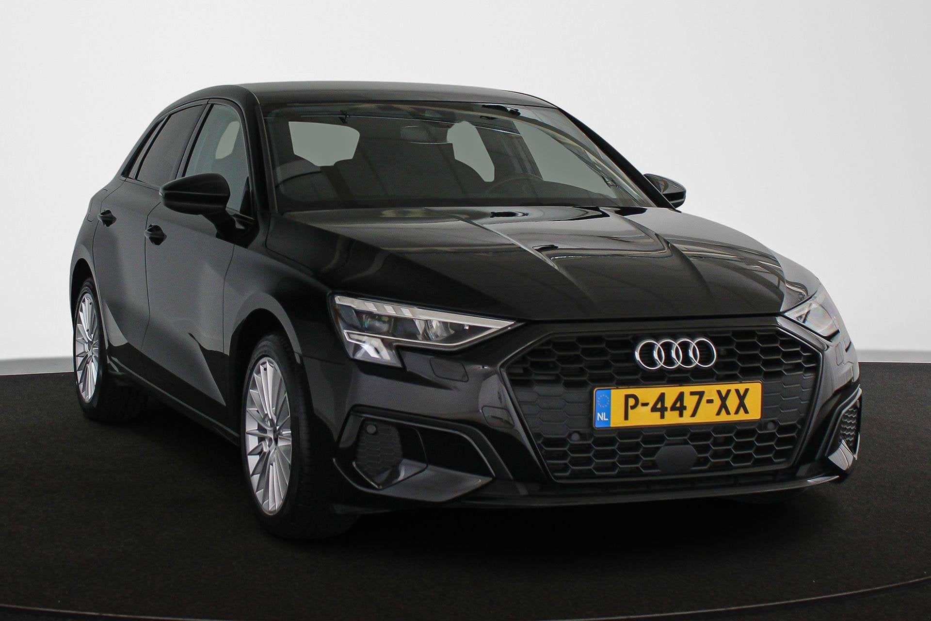 Audi A3 Sportback 35 TFSI Advanced Automaat Stoelverwarming, Auto's, Stof, 4 cilinders, 150 pk, Zwart
