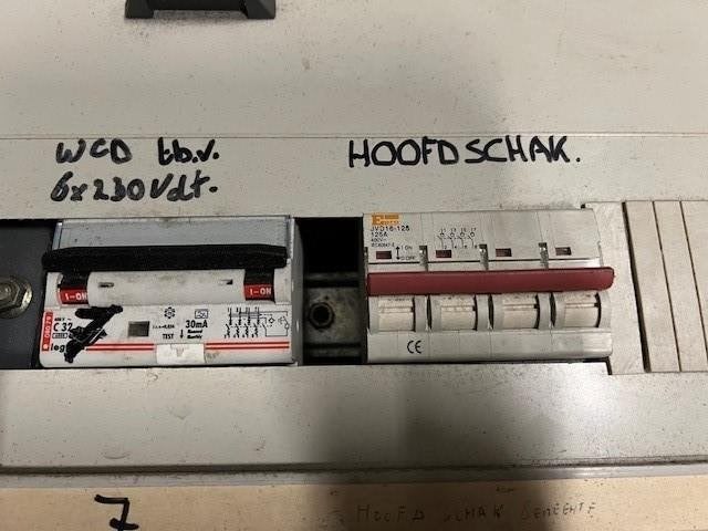 2259. Gebruikte meterkast / aardlek / automaat / hoofdschake, Ophalen, Gebruikt