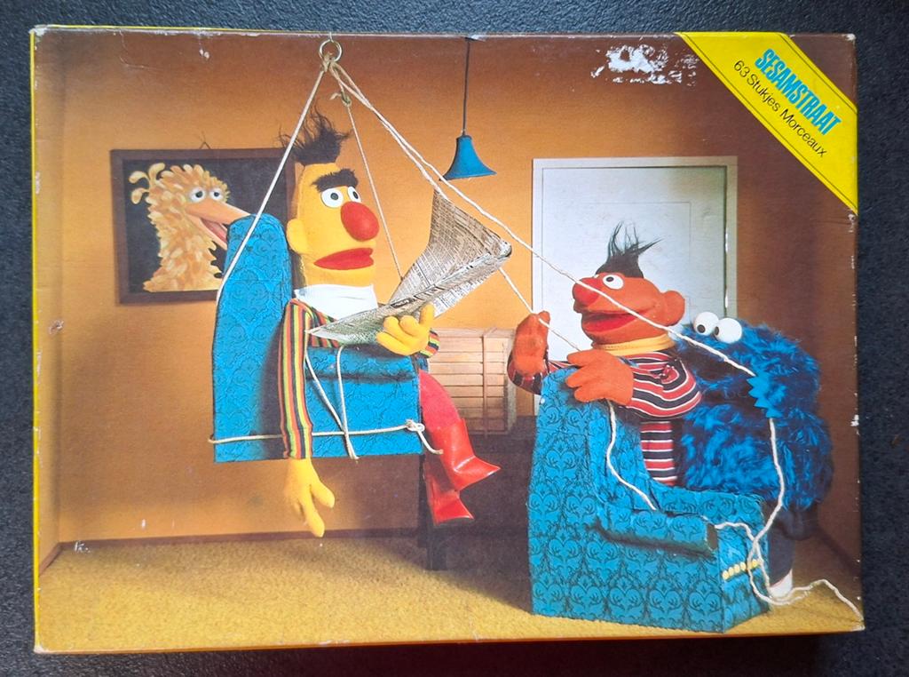 Puzzel Sesamstraat ( 63 stukken) Bert & Ernie ( Flamenco), Verzamelen, Ophalen of Verzenden, Gebruikt, Overige typen