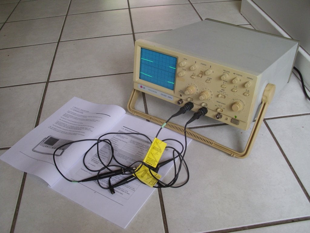 oscilloscoop 2 kanalen met probes., Ophalen of Verzenden, Gebruikt, Elektriciteit