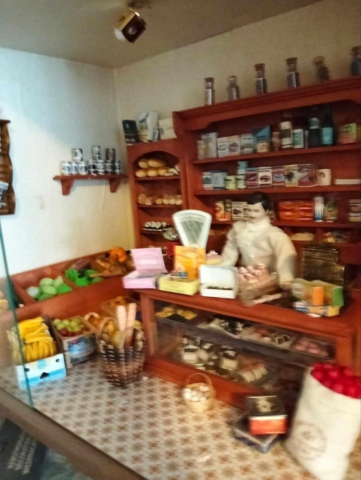 kijkkast buurtwinkel, Verzamelen, Ophalen, Poppenhuis