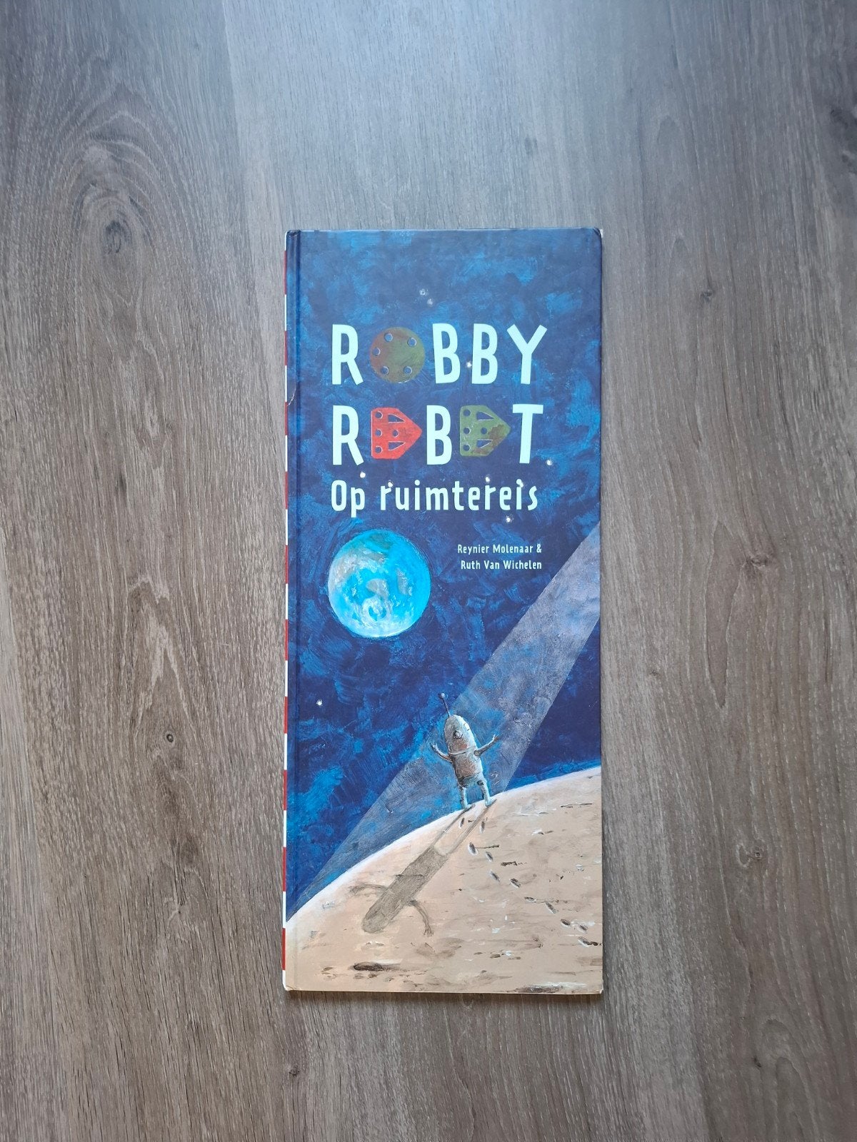 Reynier Molenaar - Robby Robot op ruimtereis, Ophalen of Verzenden, Zo goed als nieuw, Reynier Molenaar
