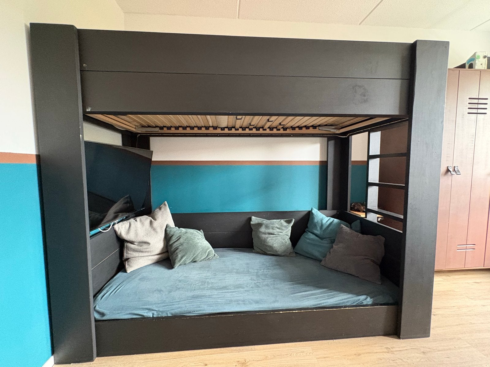 Zwart hoogslaper met Geïntegreerde Bank /tweede bed, Ophalen, Gebruikt, 90 cm, Eenpersoons