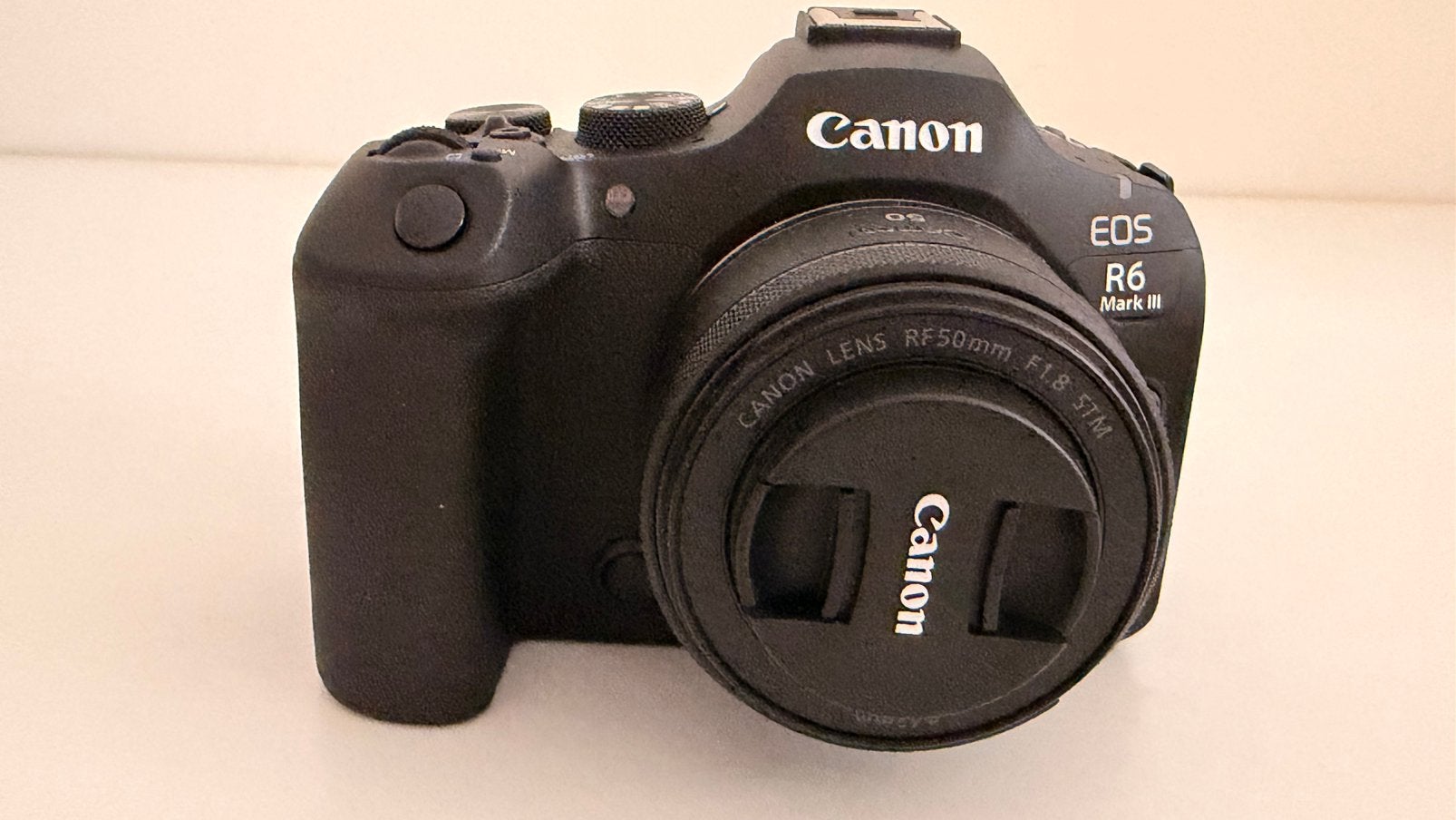 Canon EOS R6 Mark III + RF 50mm f/1.8 STM - 4 accu's, Audio, Tv en Foto, Bluetooth, Canon, Ophalen of Verzenden, Systeemcamera