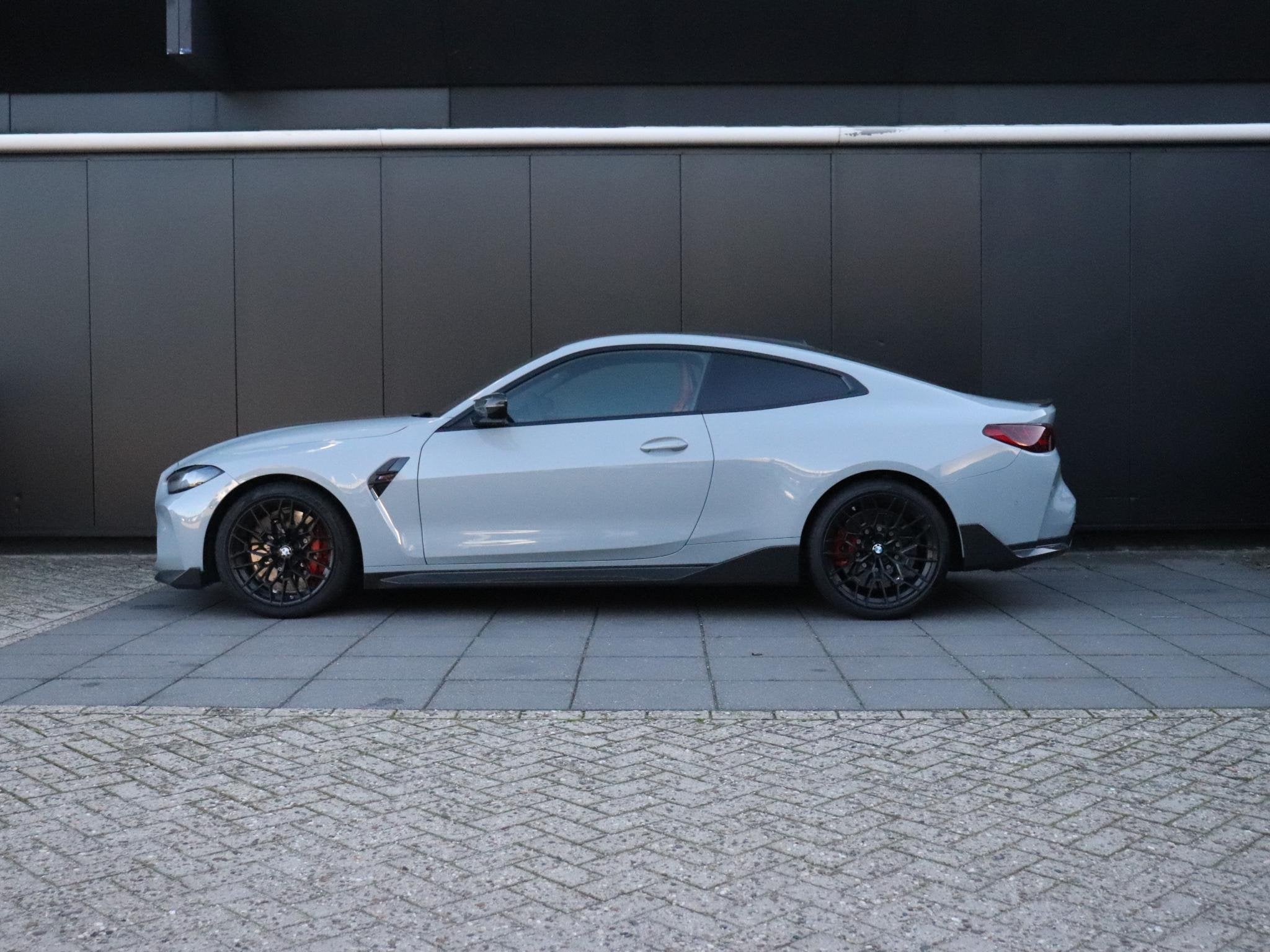 BMW 4-serie Coupé M4 CS | CERAMIC | CARBON | H&K | MEMORY |, Auto's, Automaat, Dealer onderhouden, Gebruikt, Euro 6