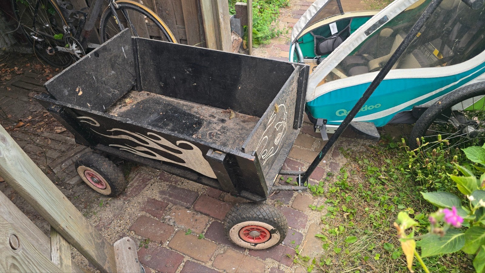 Bolderkar Zwart met vlammen, Caravans en Kamperen, Ophalen, Gebruikt