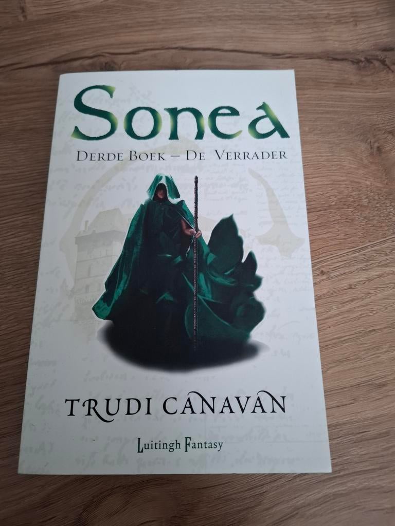 Trudi Canavan - De verrader, Boeken, Ophalen of Verzenden, Zo goed als nieuw, Trudi Canavan