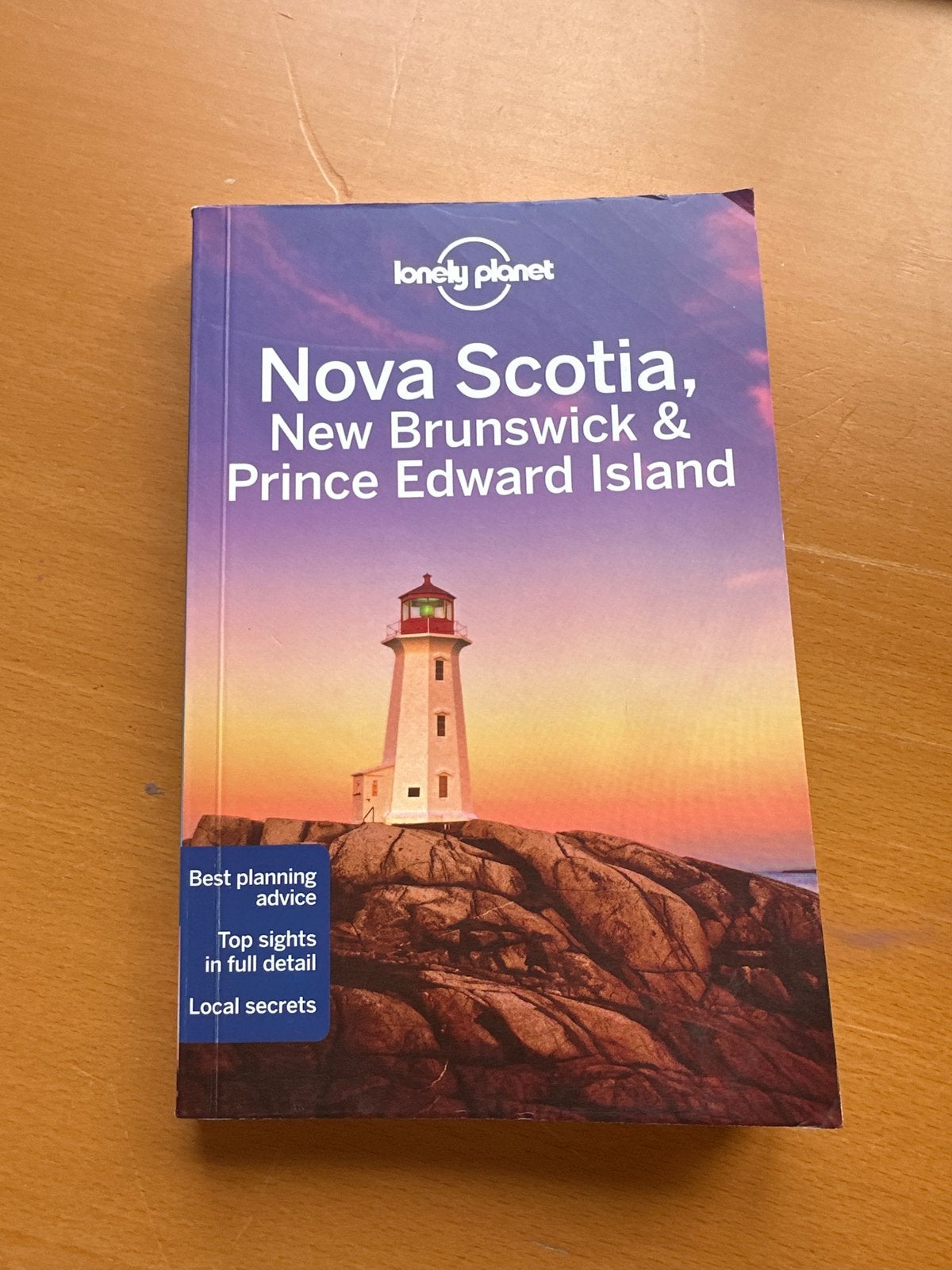Canada Lonely Planet Nova Scotia, New Brunswick PEI, Lonely Planet, Ophalen of Verzenden, Zo goed als nieuw, Reisgids of -boek