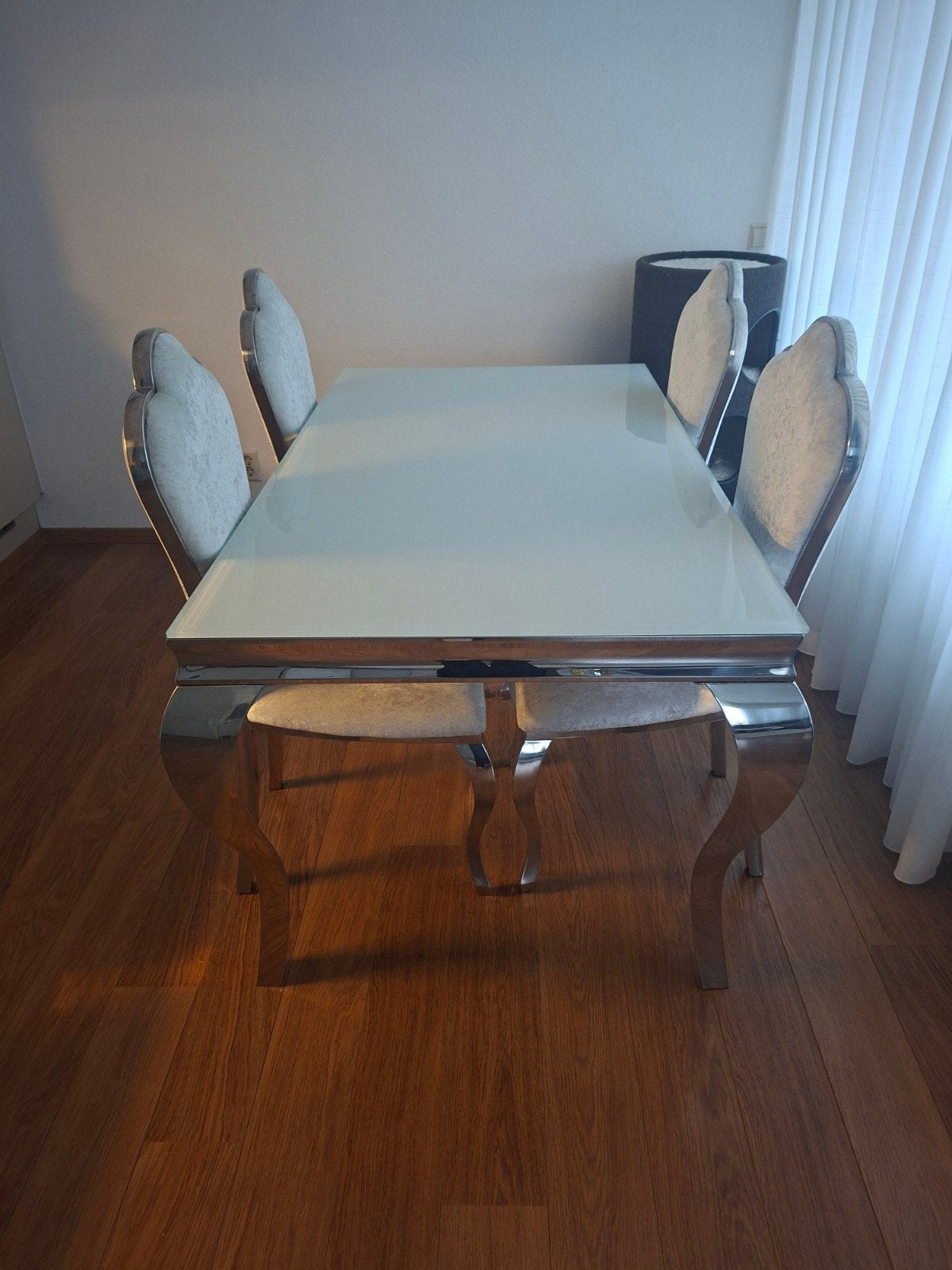 Eettafelset met stoelen en salontafel, Ophalen, Zo goed als nieuw, Modern, Elegant, 4 tot 6 stoelen