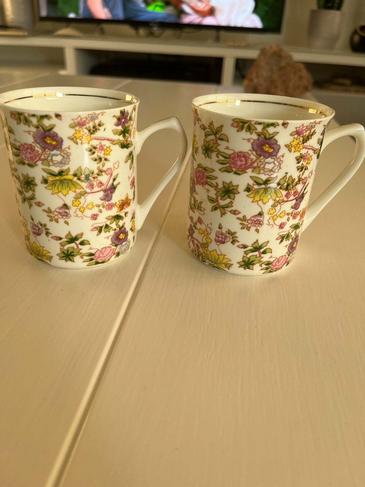 Set van 2 Royal Garden theemokken, bloemmotief, Ophalen, Zo goed als nieuw, Overige stijlen, Kop(pen) en/of Schotel(s)