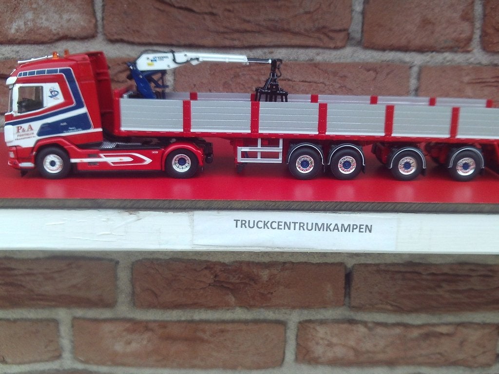 WSI  Daf  XG  4 x 2 + Brick  Trailer  van  P. & A. Fonteijn.