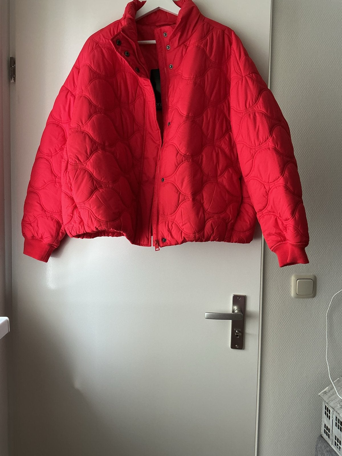 Norah gewatteerde jas - Maat 42 Nieuw, Ophalen of Verzenden, Nieuw, Maat 42/44 (L), Rood